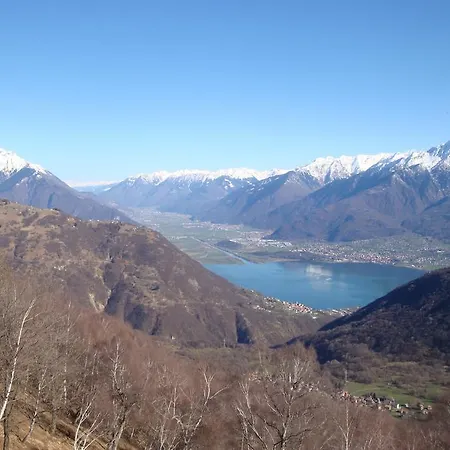 Сasa de vacaciones Luci Gravedona